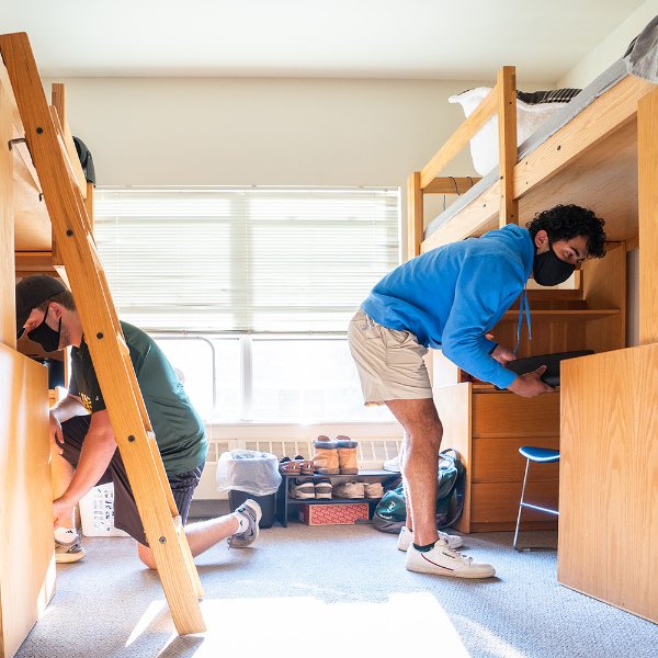 Two GVSU students move-in to their living center on the Allendale Campus.