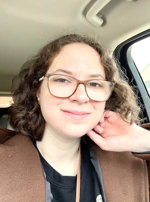 Ashley Weinberg headshot