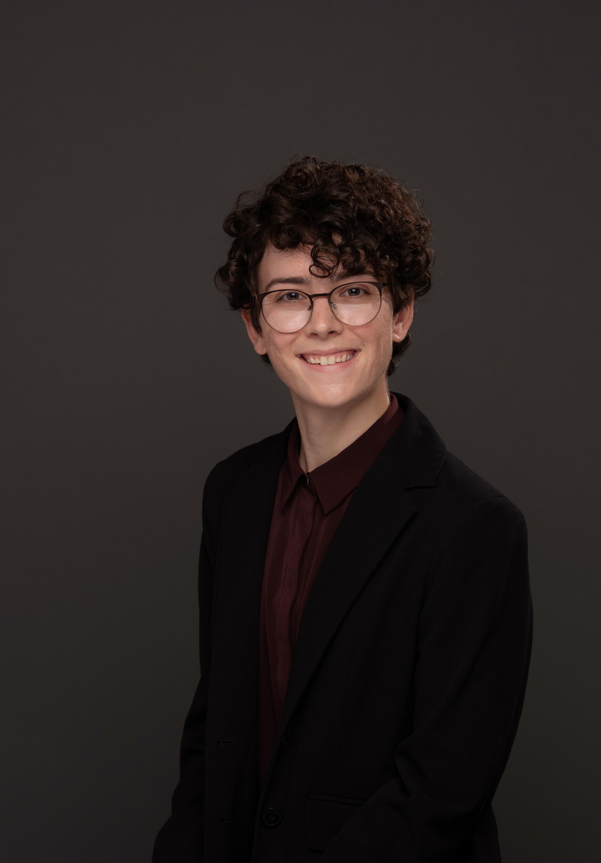 Ash Godin Headshot