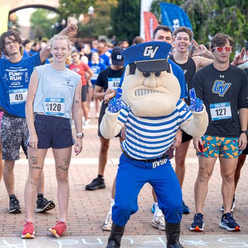 Start line of Fund Run