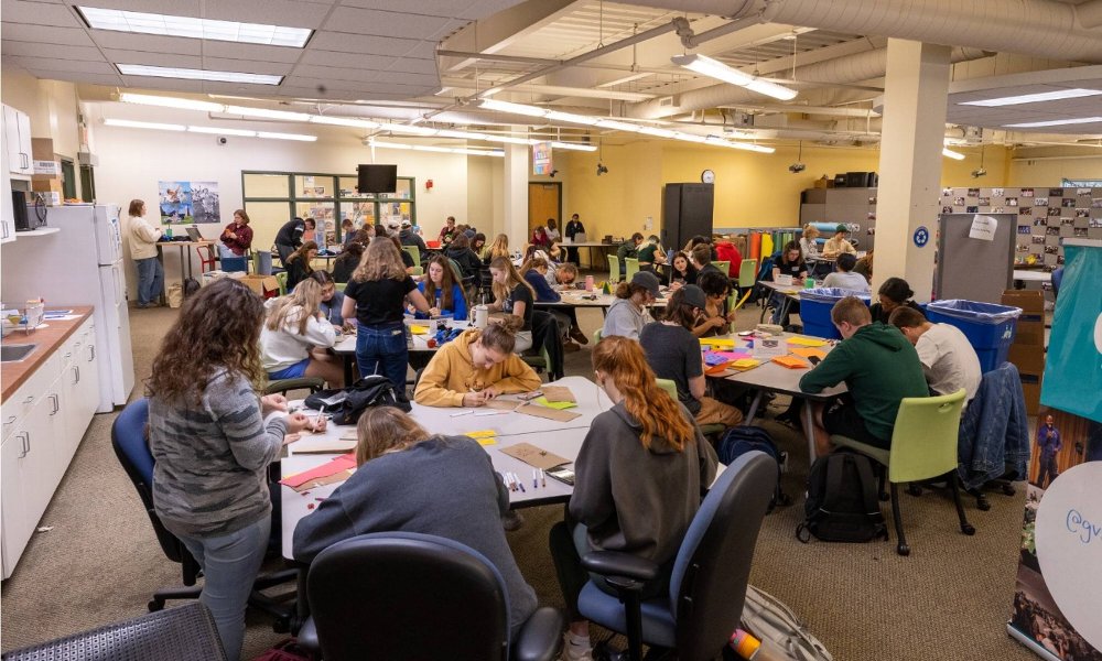 Drop-In Days of Service 4/8