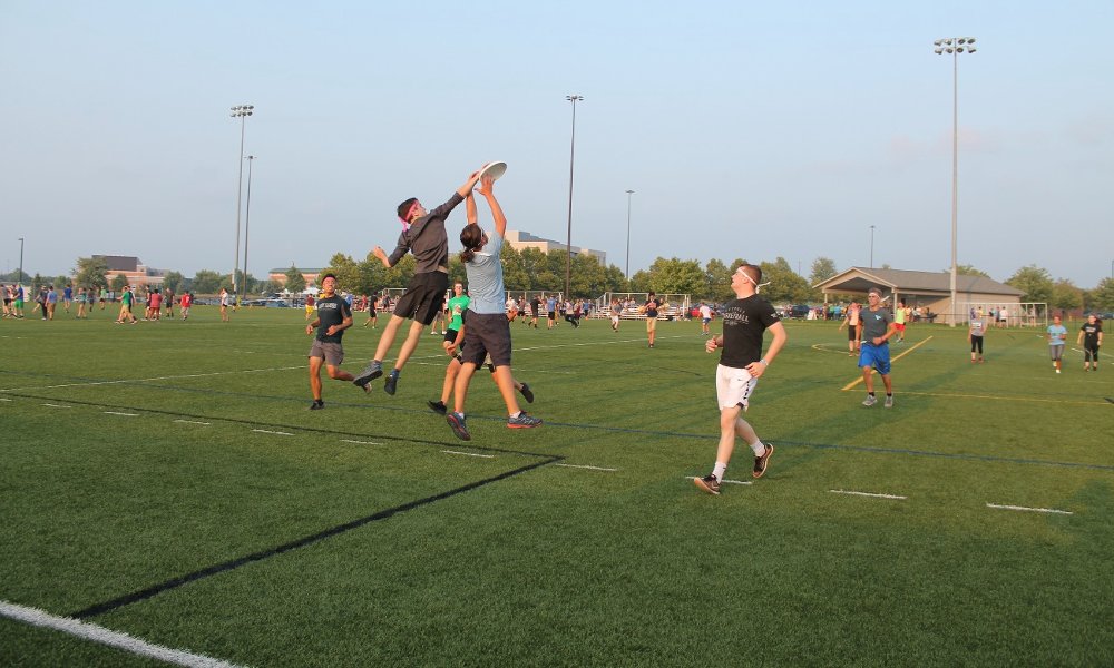 Ultimate Frisbee & Yard Games