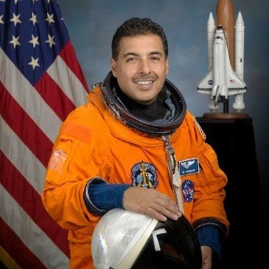 photo of Jose Hernadez