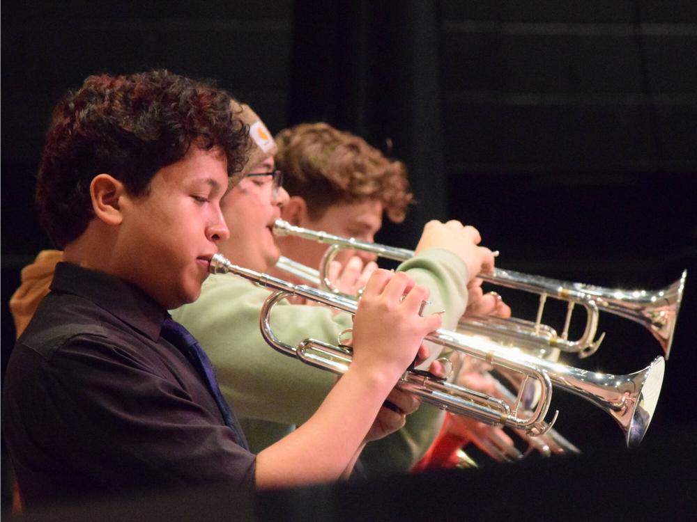 trumpets playing in jazz band