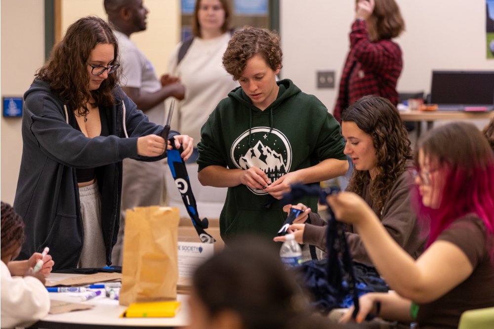 Drop-in Days of Service