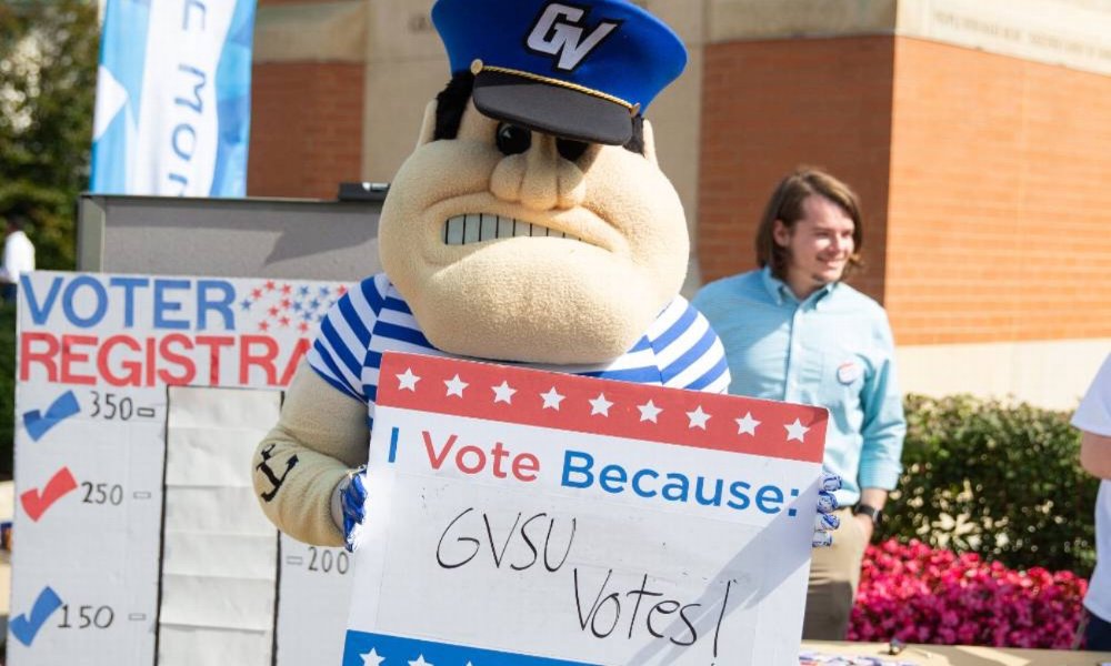 Vote in Kirkhof with the Allendale Township Satellite Clerkýs Office