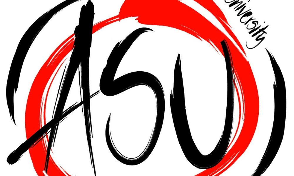 Let's Spill the Tea (And Make Friends)