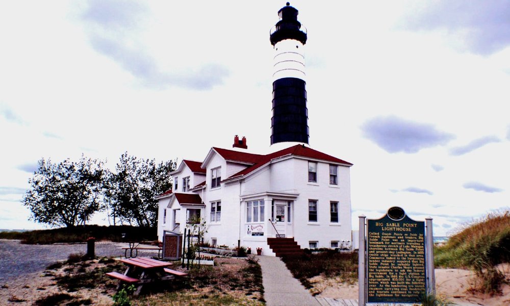 W8GVU Goes to Big Sable Lighthouse