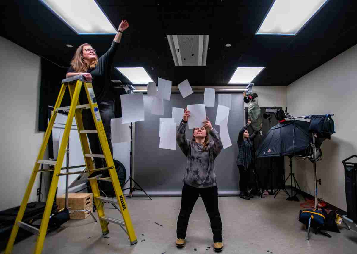 Searching for patterns in cold case class - Students help Michigan ...