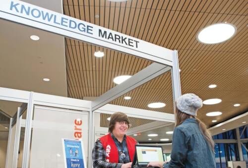 Read article Peer support for homework