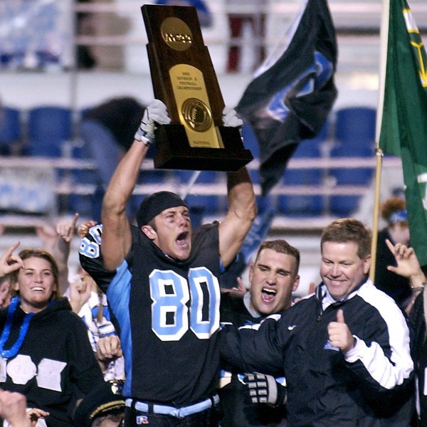 Football team winning championship
