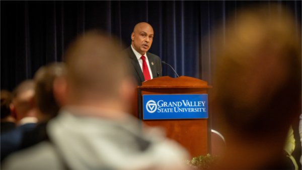 GVSU Director of Public Safety and Chief of Police Daniel Lindstrom speaks to the recruits