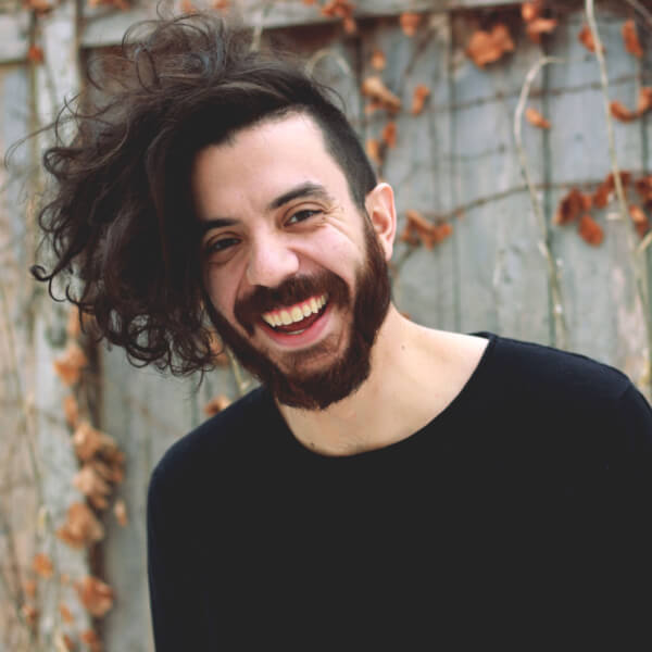 Author Kaveh Akbar