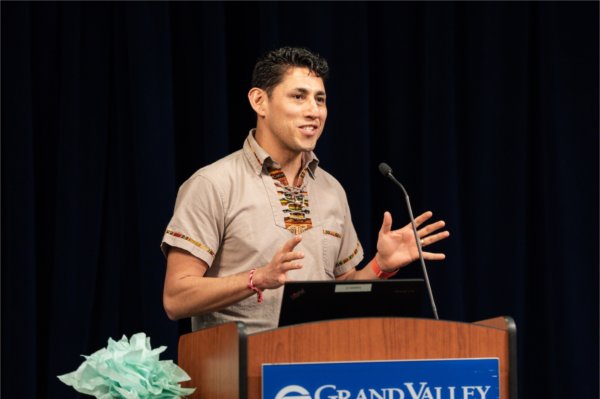 Keynote speaker Raul Gamez addresses the crowd at the César Chávez celebration.