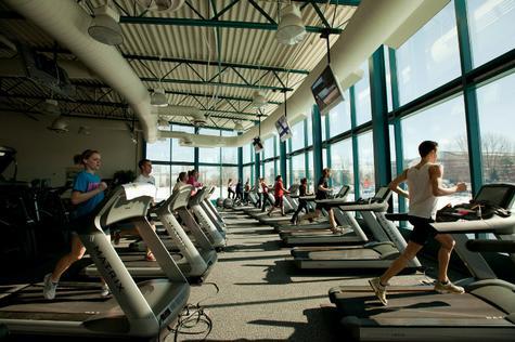 Students can tour the Receation Center during RecFest