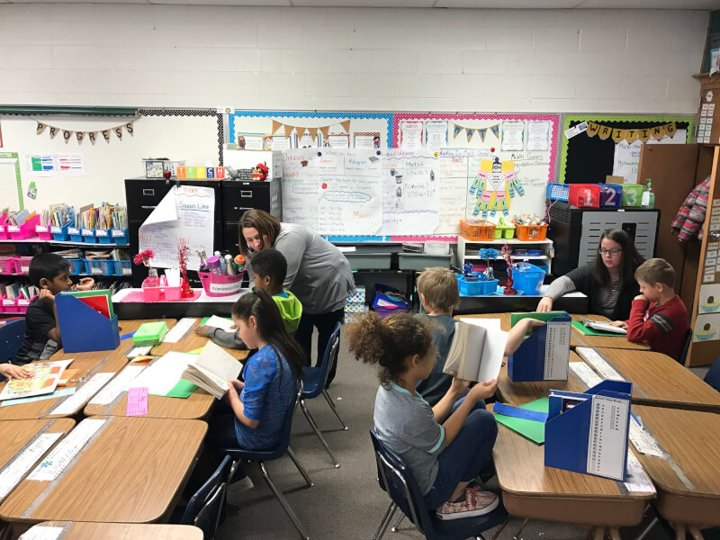 Grand Valley student teachers work alongside Alpine Elementary School teachers.