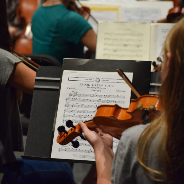 Photo of student playing violin