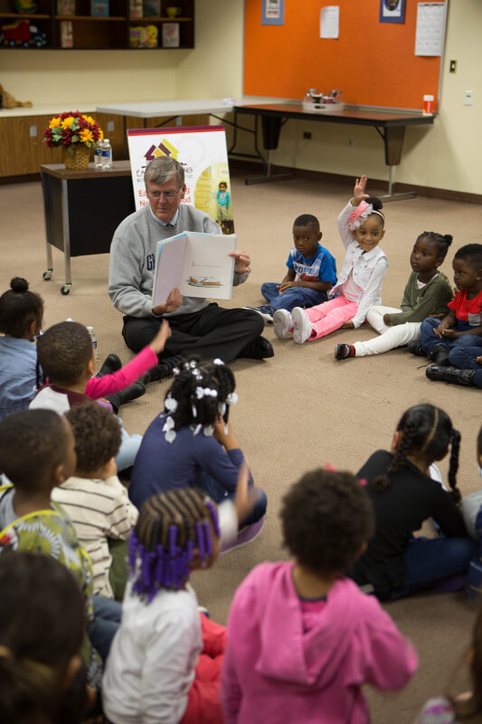 President Haas read The Sandwich Swap to preschool students at Explore and Learn Academy in Grand Rapids.