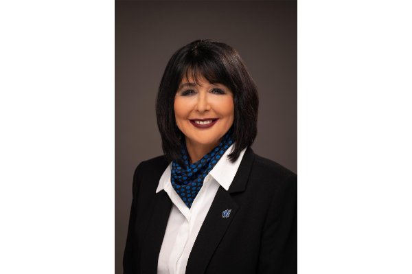 Philomena Mantella smiles.