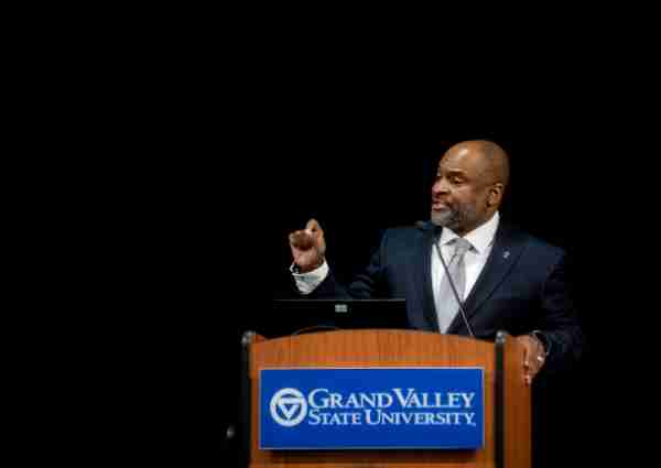 Dr. B. Donta Truss addresses the audience during the TRIO academic achievement ceremony that was held on GVSU&rsquo;s Allendale Campus April 15.