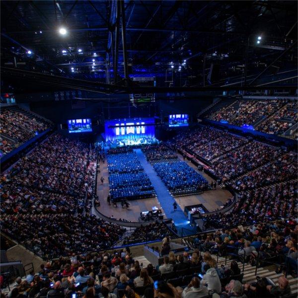A wide shot of Van Andel Arena during Grand Valley's Commencement.