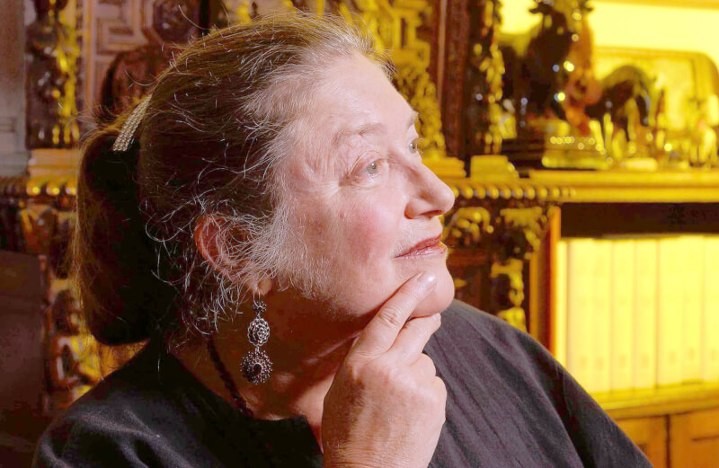 Wendy Doniger will give a presentation November 7 in the Mary Idema Pew Library.