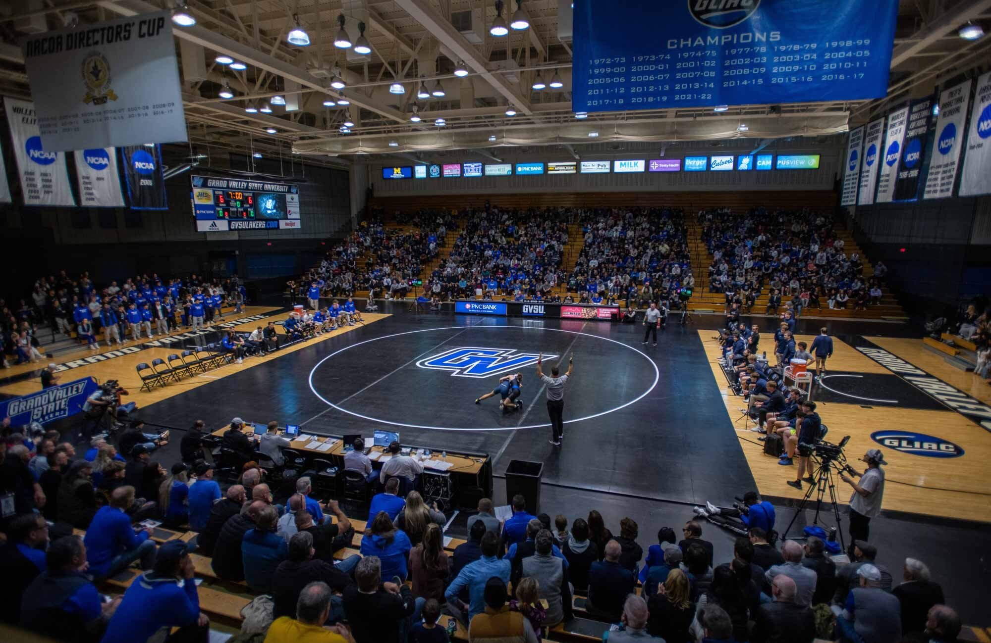 After three decades, wrestling returns as a varsity sport to Grand