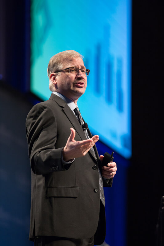 Isely presents his 2017 economic forecast.