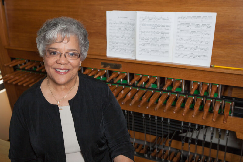 Photo of Julianne Vanden Wyngaard