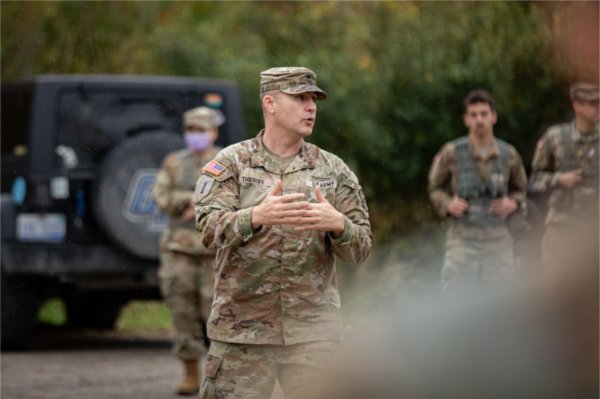 Master Sgt. Bradley Thieroff with Western Michigan University's Department of Military Science and Leadership discusses tactics and strategy with Army ROTC cadets. 