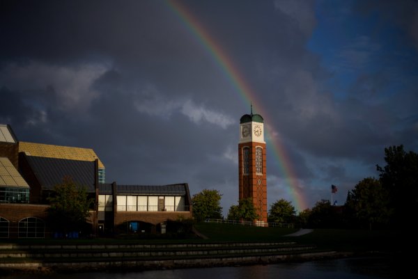  A rainbow is seen over a college campus.