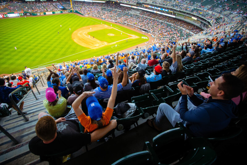 The stadium full of Lakers