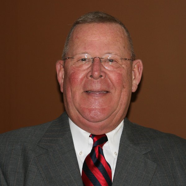 headshot, Bob Bernecker