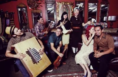 Las Cafeteras will perform at Grand Valley October 27.