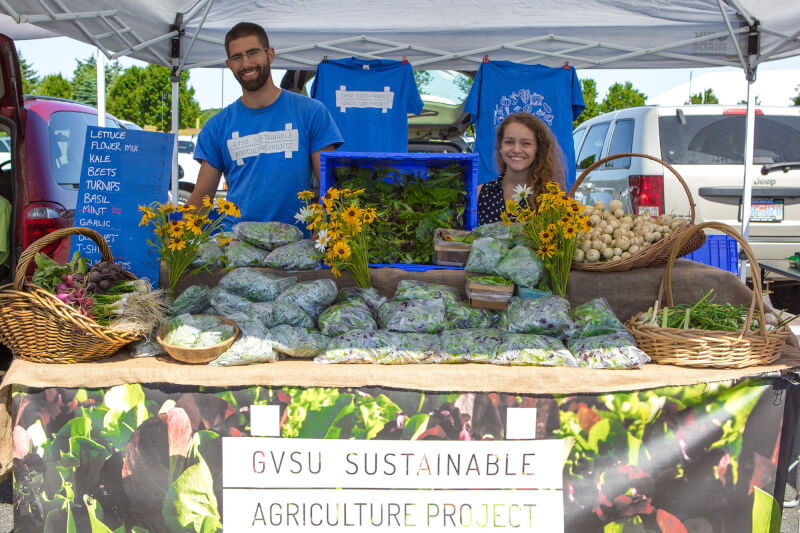 Activities like the farmers market are highlighted during Healthy Campus Week.