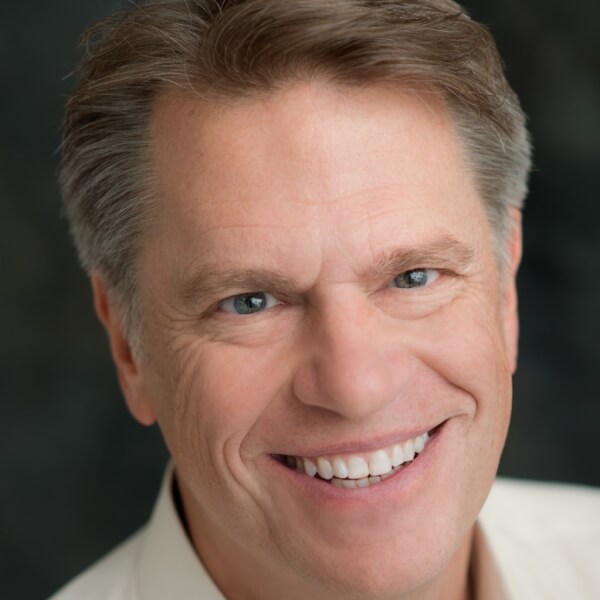 headshot, Victor Strecher