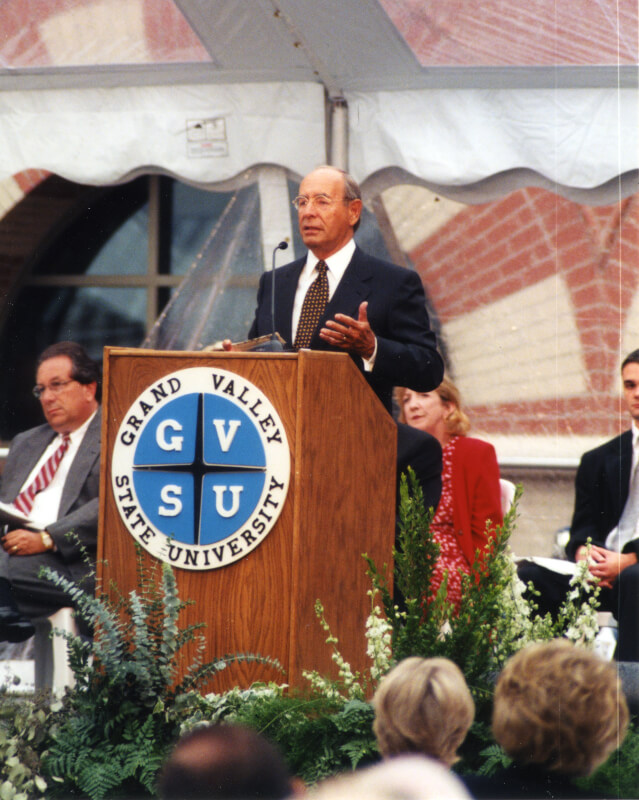 Rich DeVos at the opening of Grand Valley's Richard M. DeVos Center on the Pew Grand Rapids Campus.