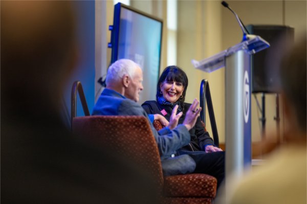 President Philomena V. Mantella hosted Leroy Hood, the scientist who helped pave the way for the Human Genome Project, during Tech Week Grand Rapids September 17. 