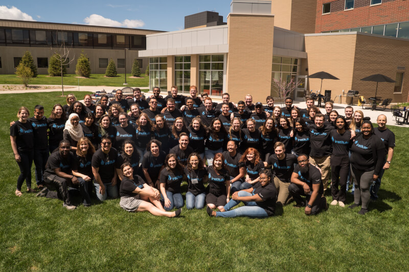 Group photo of all participants, organizers and volunteers. 