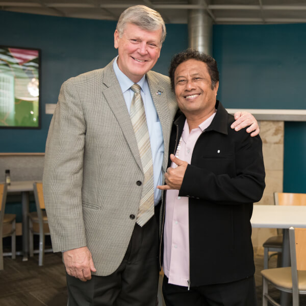 GVSU President Thomas J. Haas and President Tommy Remengesau