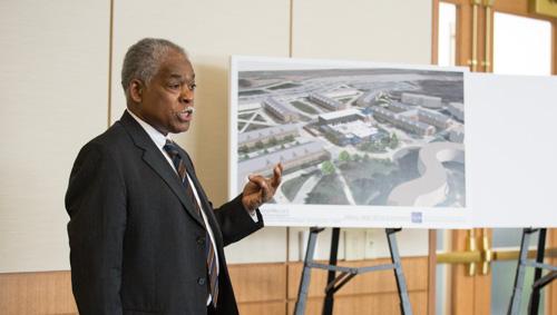 James Moyer, associate vice president for Facilities Planning, discusses plans to expand Kleiner Commons during the February 14 Board of Trustees meeting, held at the L. William Seidman Center.