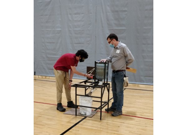A Forest Hills Eastern student competes in the Boomilever event.