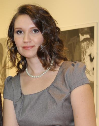 Artist Maria Schultz